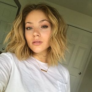 Meet your Posher, Chloe